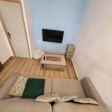 Apartament T5 Lumineux Metro A 1min Rennes